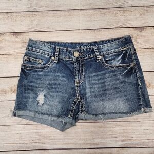 Maurices Embroidered Jean Shorts Size 7/8‎